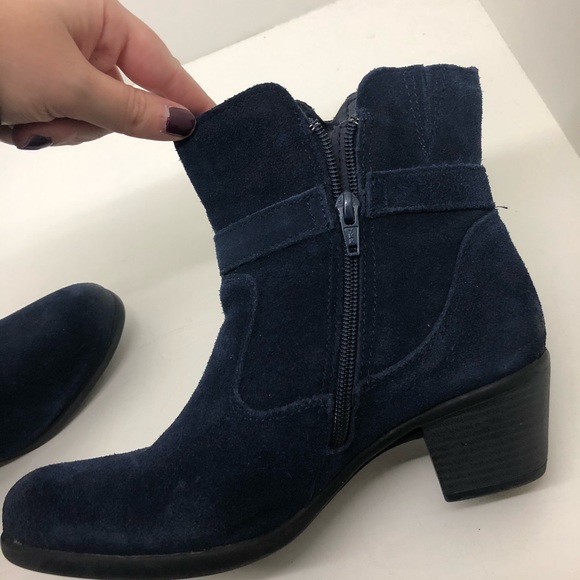 Earth origins tori navy blue side zip ankle bootie - Picture 7 of 8